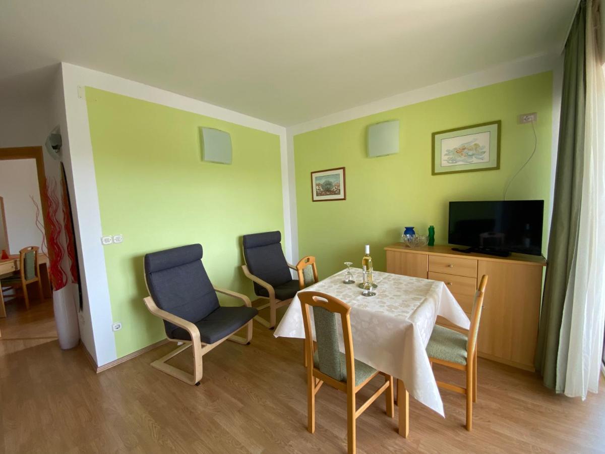 Marija F2 Apartment Krk Town Εξωτερικό φωτογραφία